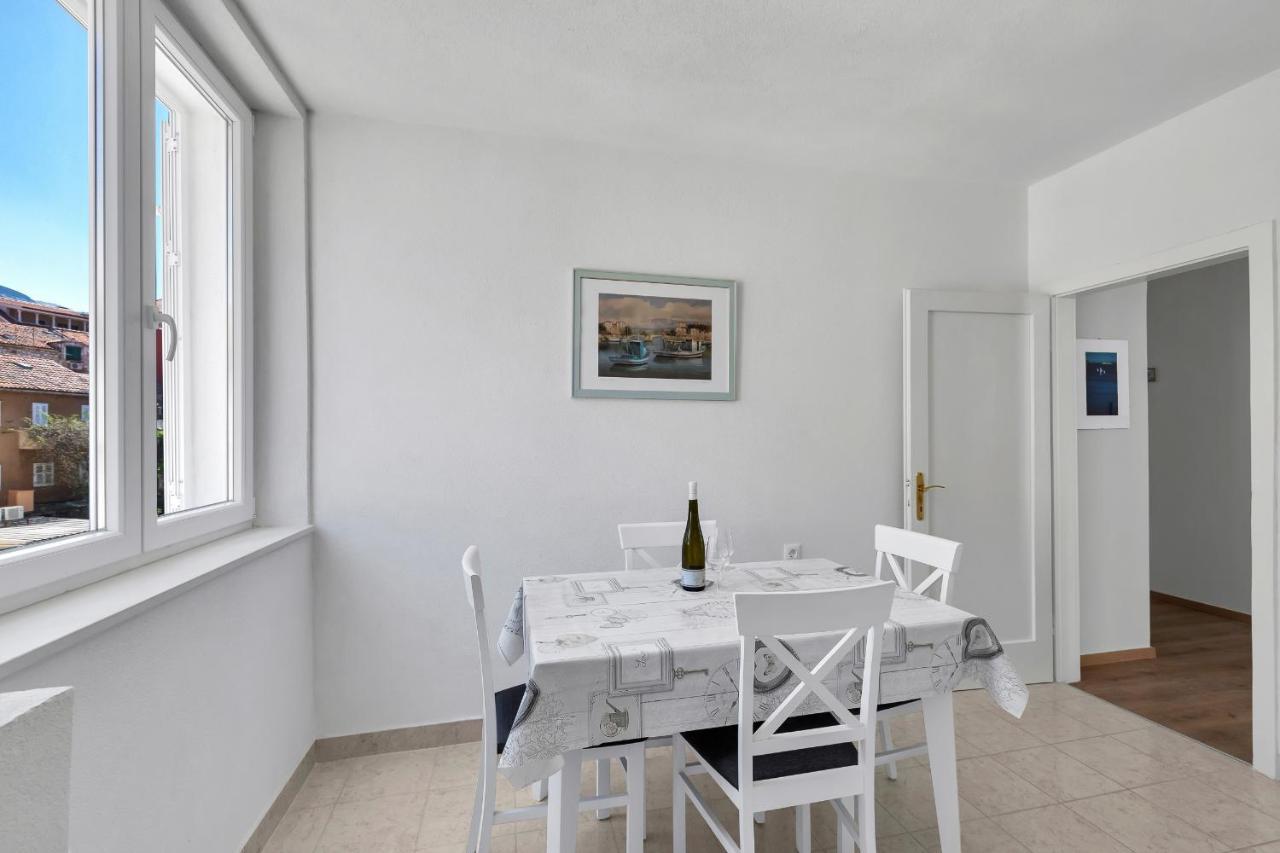 Apartment Riva Макарска Екстериор снимка