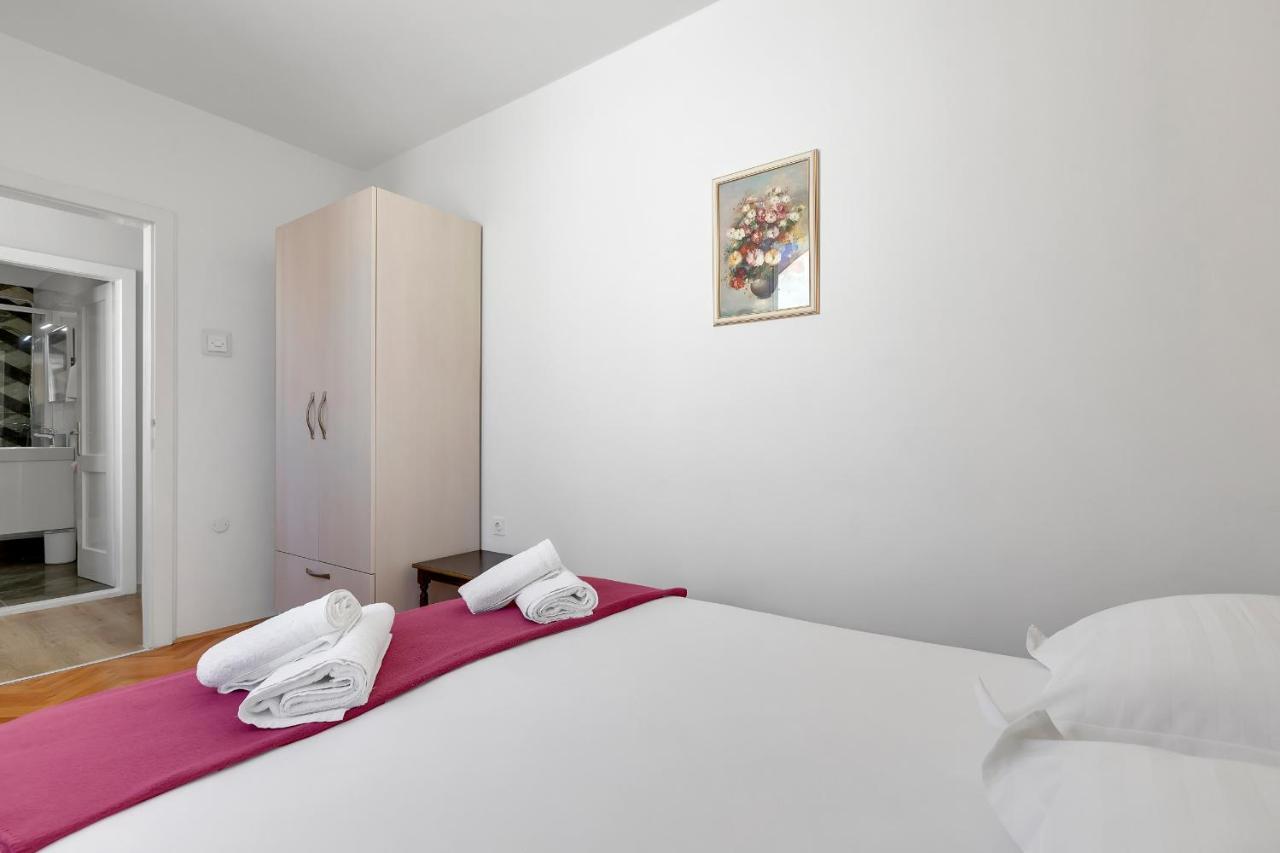 Apartment Riva Макарска Екстериор снимка