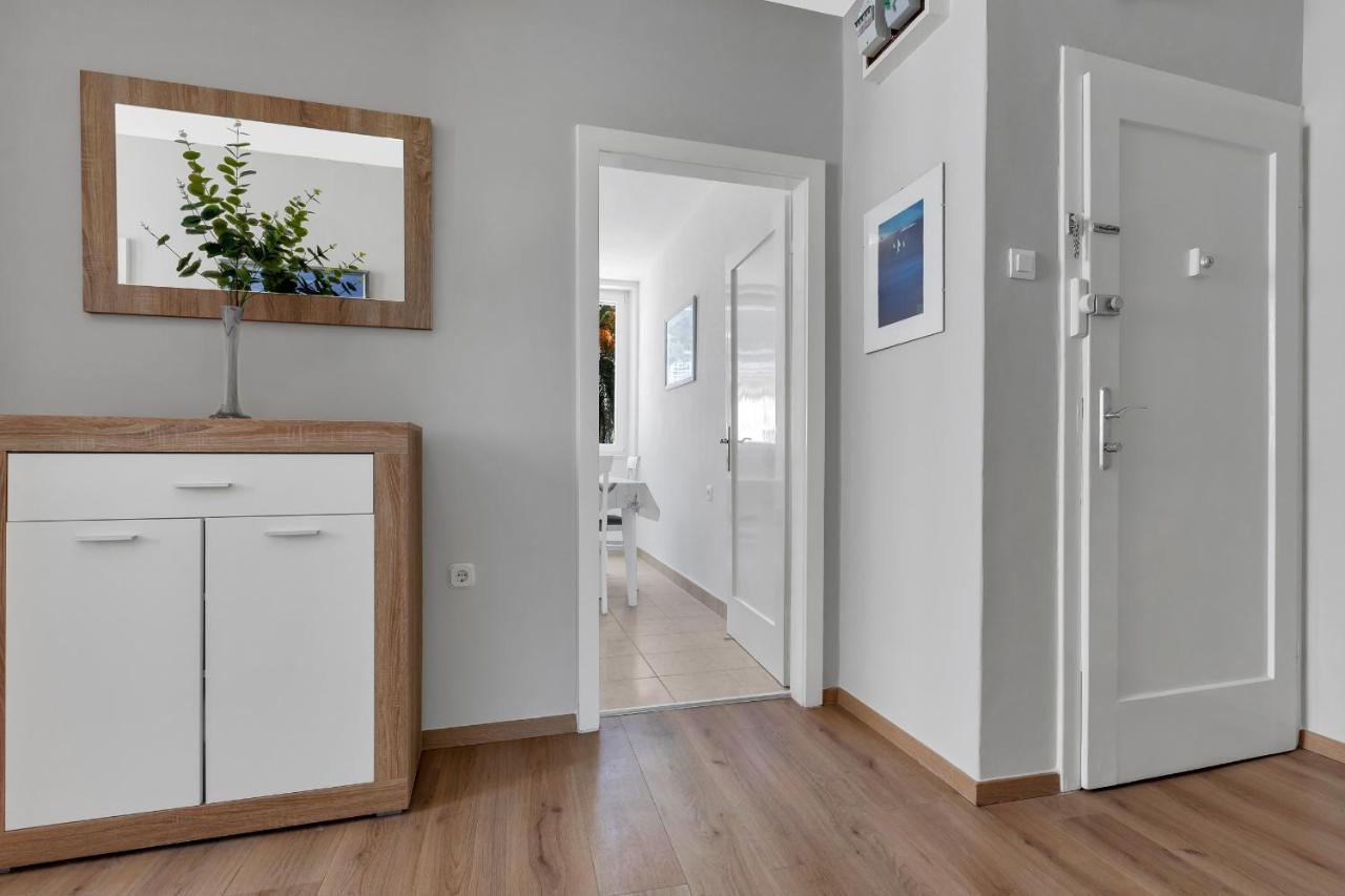 Apartment Riva Макарска Екстериор снимка