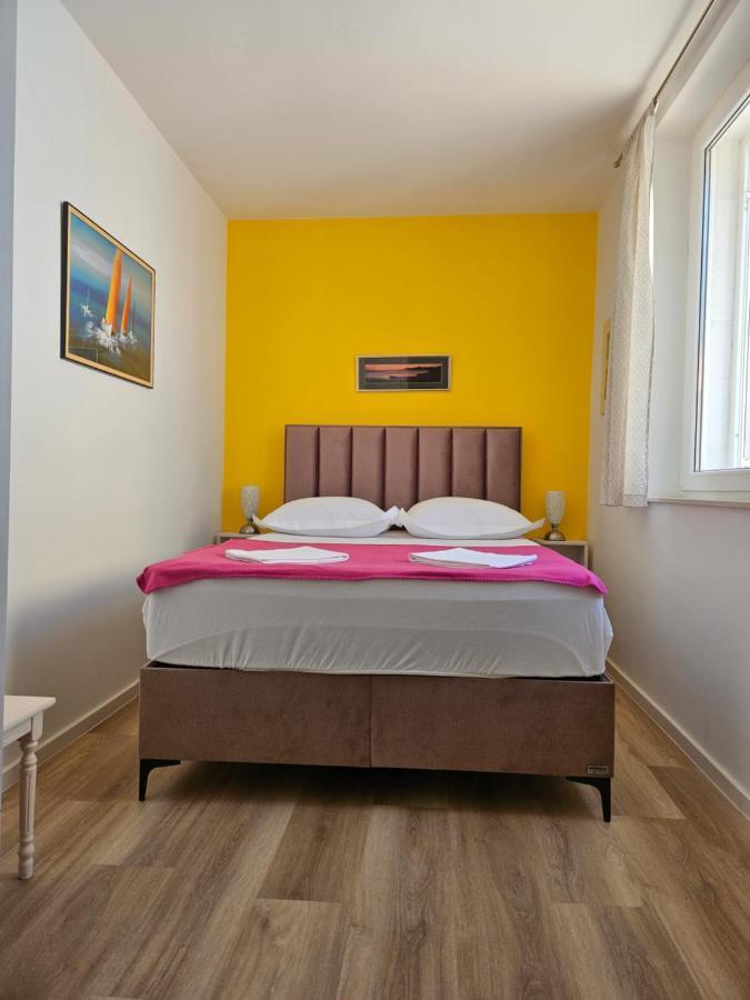 Apartment Riva Макарска Екстериор снимка